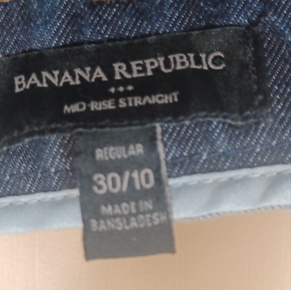 Banana Republic Women Size 30/10 Deep Indigo Relaxed Jeans - Picture 2 of 16